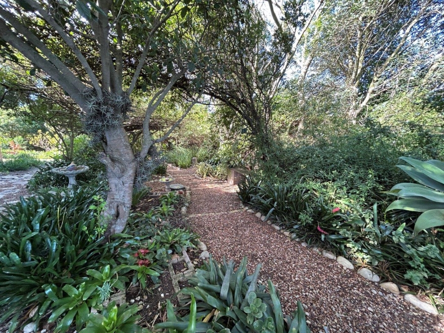 4 Bedroom Property for Sale in Noorsekloof Eastern Cape
